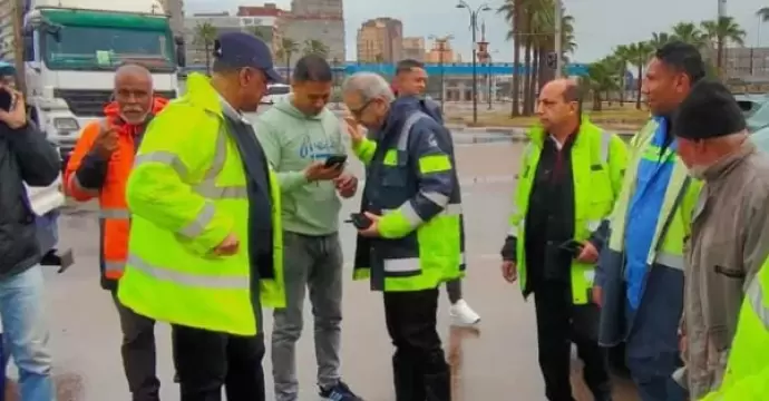رئيس صرف الإسكندرية: فرق العمل منتشرة على مدار الساعة للتعامل مع الأمطار