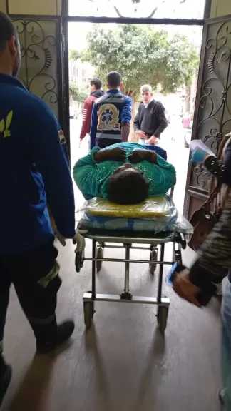 في ثاني أيام عيد الفطر.. فريق التدخل السريع ينقذ سيدة بلا مأوى تعاني من مشكلات صحية بالجيزة