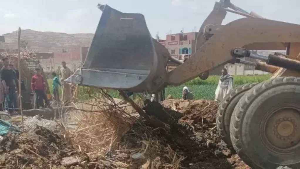 محافظ أسيوط: إزالة 13 حالة تعد على أراضي زراعية ومتغيرات مكانية