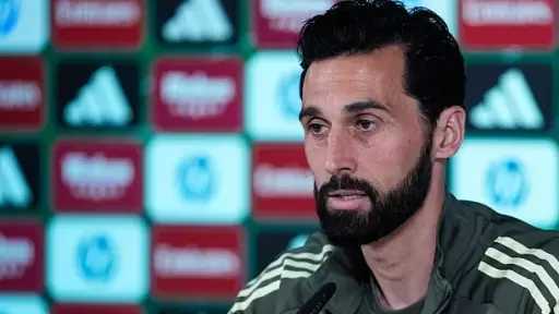 أربيلوا: أظهرنا قوة شخصية ريال مدريد في الديربي.. وسباق الليجا لا يزال طويلًا