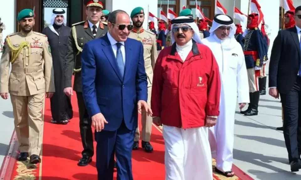 مجلس الوزراء البحريني يشيد بنتائج الاجتماع المشترك بين عاهل البحرين والرئيس السيسي