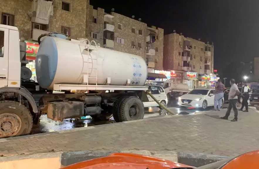 «الإسكان»: رصدنا تجمع مياه صرف صحي أمام محطة رفع 390 فدانًا بحدائق أكتوبر