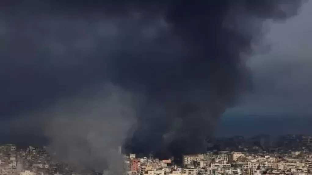 دوي انفجارات وإصابات مباشرة في عكا وحيفا بعد إطلاق صواريخ من لبنان