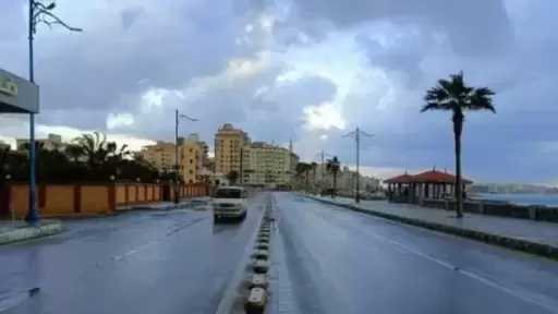 الأرصاد الجوية تحذر من مخاطر السحب الرعدية غدا وتدعو لاتخاذ الحيطة