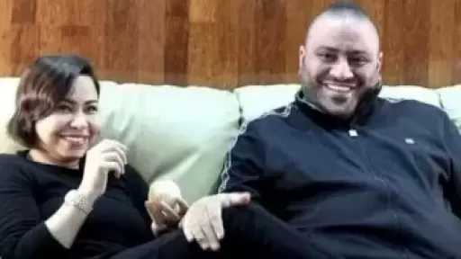 حبس شقيق شيرين عبد الوهاب 6 أشهر بتهمة التعدي عليها وتحطيم منزلها