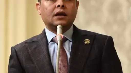 مدحت الكمار: توجيهات الرئيس السيسي بزيادة الأجور خطوة حاسمة لتعزيز العدالة الاجتماعية وتحسين مستوى المعيشة