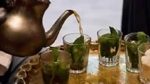 أطعمة ومشروبات تدعم مناعتك وتحميك من العدوى