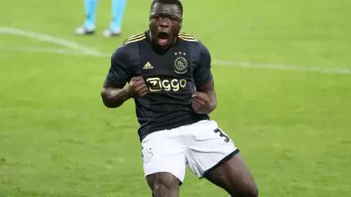 تألق بروبي في إنجلترا يفتح له طريق المنتخب الهولندي من جديد