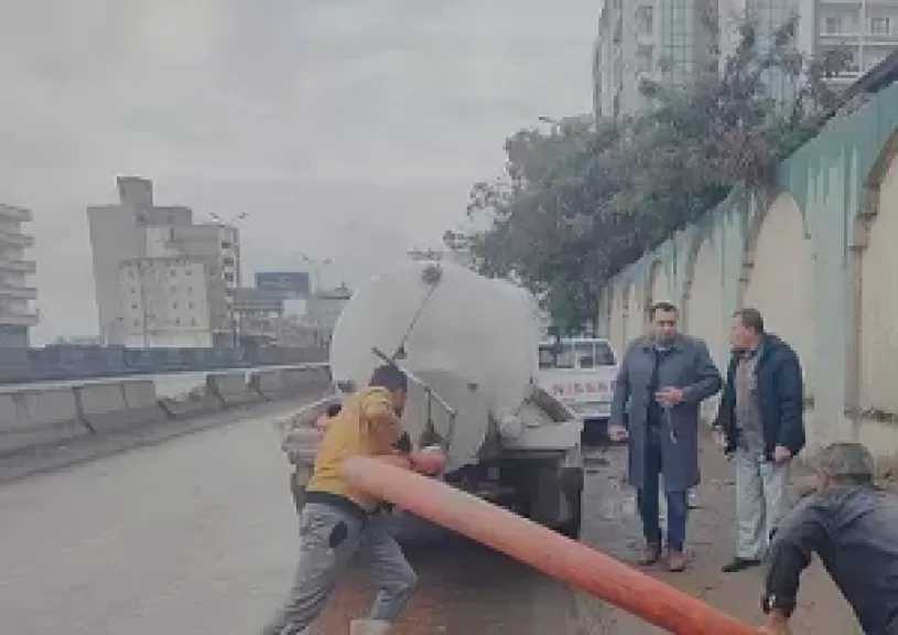 البحيرة.. مدينة كفر الدوار ترفع درجة الاستعداد لمواجهة الأمطار وسحب تجمعات المياه