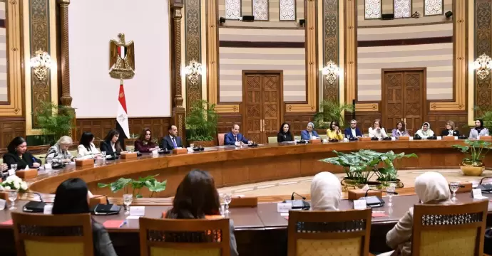 الرئيس السيسي: تحية لكل امرأة مصرية ولكل أم صنعت إنسانا فأقامت وطنا