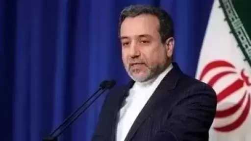 عراقجي يبحث الهدنة مع وزير الخارجية وقائد الجيش في باكستان