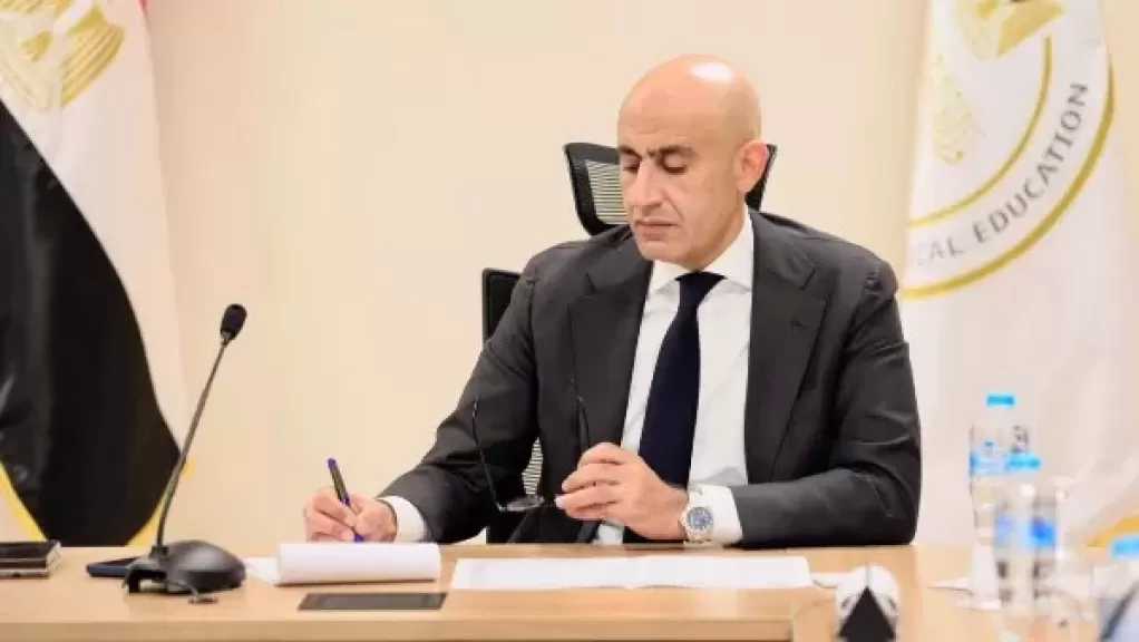 وزير التعليم يعتمد ضوابط توزيع متحصلات مصروفات المدارس الرسمية للغات