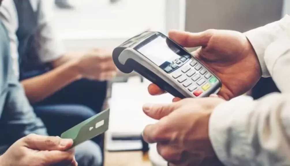 المركزي: ارتفاع عدد نقاط البيع للبنوك إلى 274.921 ألف ماكينة بنهاية عام 2025