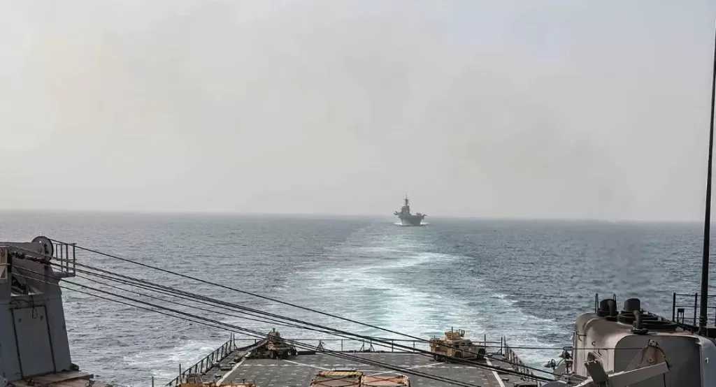 مسئول يمني: إغلاق باب المندب خيار مطروح في مواجهة العدوان الأمريكي الإسرائيلي على إيران