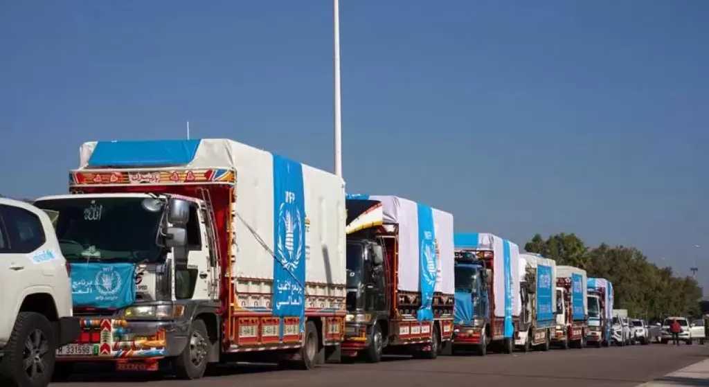 العراق: انطلاق قافلة كبيرة تنقل المساعدات الإنسانية للشعبين اللبناني والإيراني