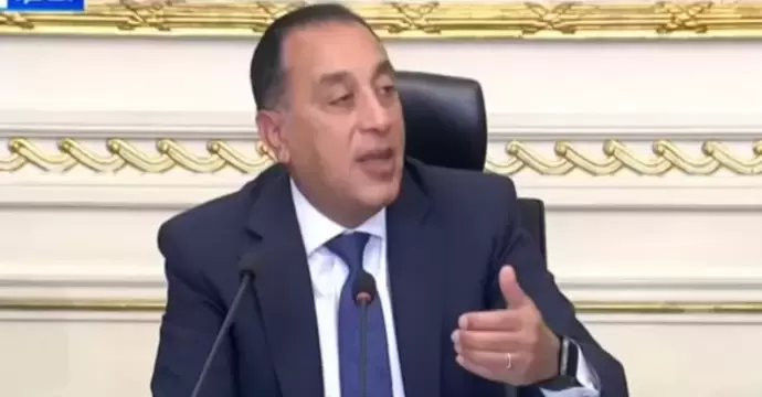 رئيس الوزراء يعلن زيادة الحد الأدنى للأجور.. وهذا موعد التطبيق
