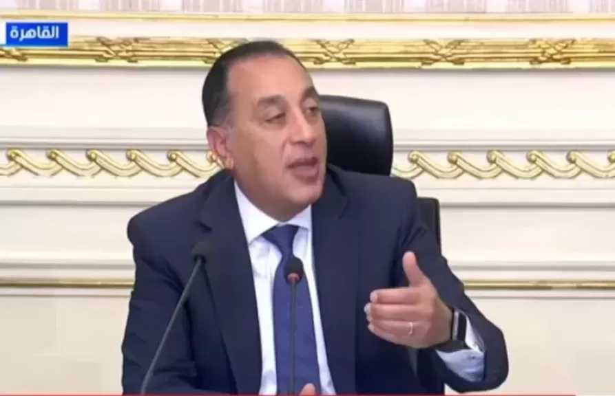 رئيس الوزراء يعلن زيادة الحد الأدنى للأجور.. وهذا موعد التطبيق