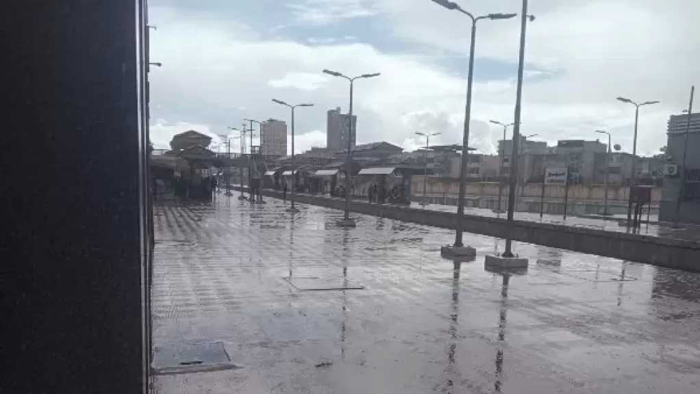 السكك الحديدية: تطبيق إجراءات احترازية حفاظًا علي سلامة التشغيل في ظل سوء الأحوال الجوية