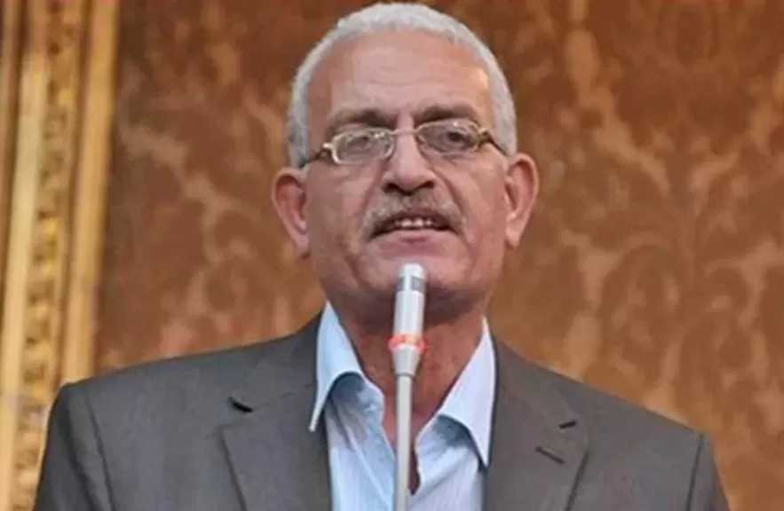 النائب عاطف المغاوري يرفض الترخيص لوزير البترول بتعاقدات مع 3 شركات