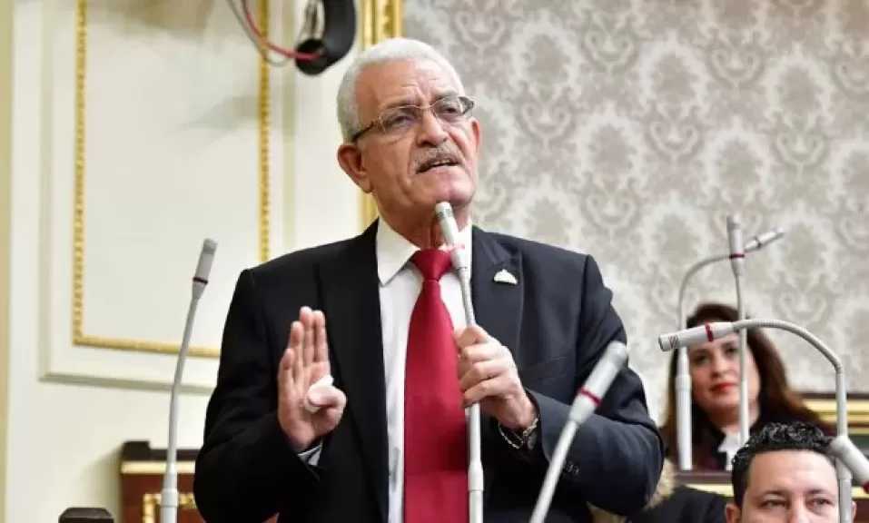 النائب عاطف مغاوري يرفض قرض الفرص والرفاهية: تقارير المركزي للمحسابات تثبت عدم الاستخدام الفعال للقروض