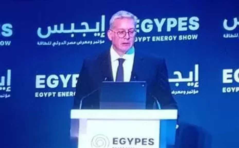 وزير البترول: استقدام سفن تغييز لضمان استقرار الإمدادات لكل قطاعات الدولة