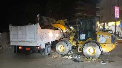 استكمال حملات النظافة في حي الهرم بالجيزة