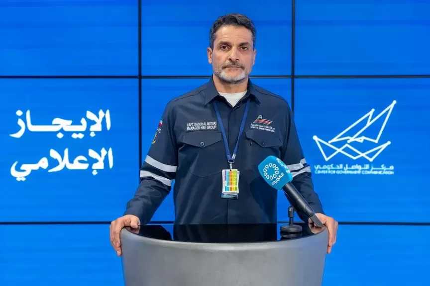 الكويت: سلامة جميع أفراد طاقم ناقلة النفط السالمي وإخماد الحريق على متنها