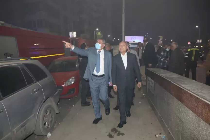 محافظ القاهرة يوجه بتقديم الرعاية الصحية للمصابين بحريق مصنع ملابس بالزيتون