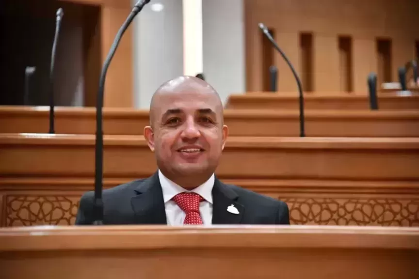 خط أحمر