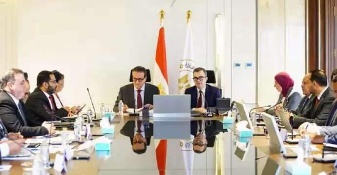 وزيرا الصحة والتخطيط يناقشان الخطة الاستثمارية لوزارة الصحة للعام المالي 2026/2027