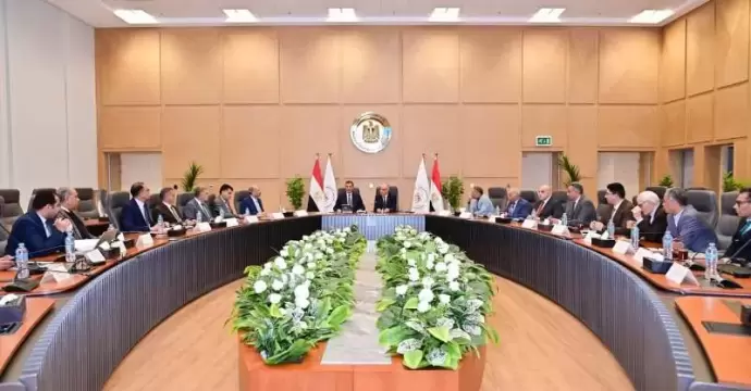 وزيرا الري والزراعة يؤكدان تعزيز الأمنين المائي والغذائي من خلال زيادة إنتاجية الفدان| صور