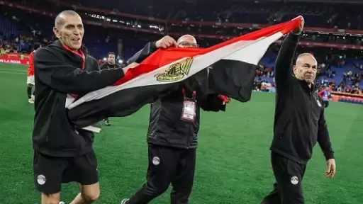 بعثة منتخب مصر تعود إلى القاهرة بعد معسكر السعودية وإسبانيا