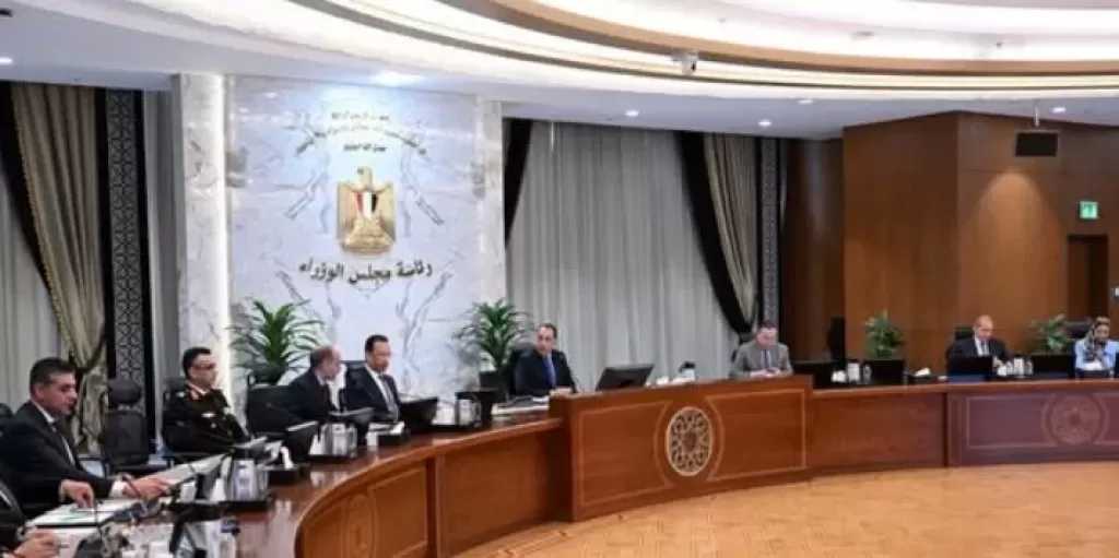 مدبولي يؤكد الدور المحوري لوكالة الفضاء المصرية لتعزيز الاعتماد على تكنولوجيا الفضاء في التخطيط وإدارة الموارد