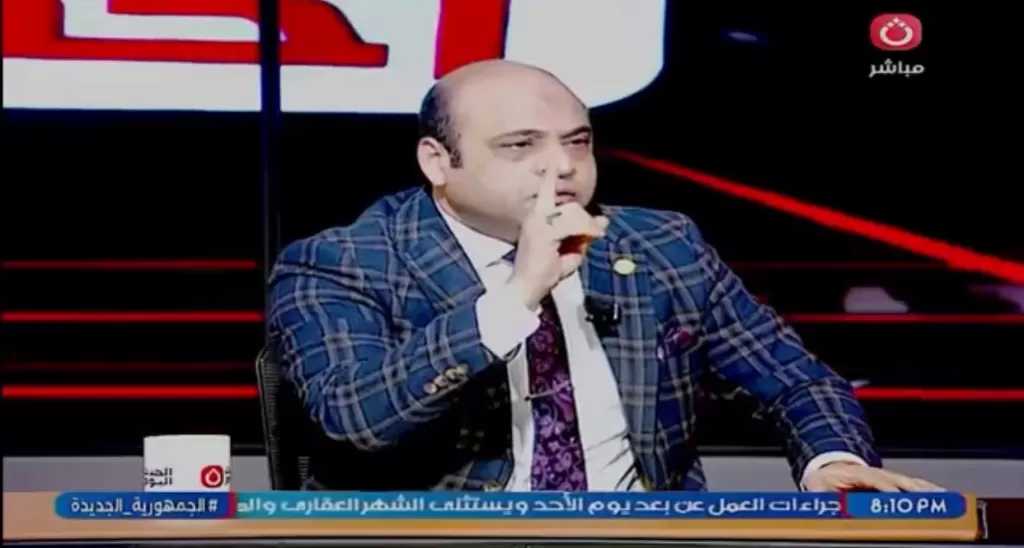 خبير علاقات أسرية: الأب يرى خطوات المستقبل قبل الأبناء بـ 10 سنوات