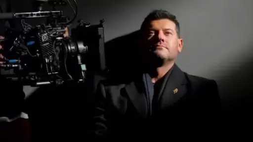 العرض قريبا.. عمرو يوسف يشارك جمهوره كواليس مسلسله ”الفرنساوي”