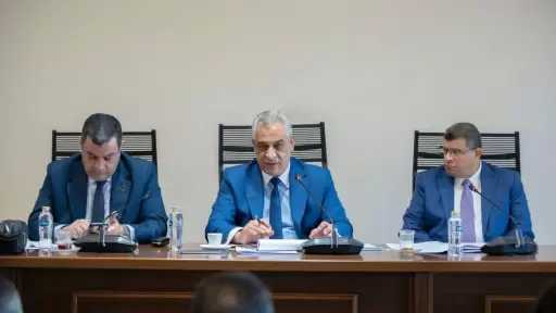 جمبلاط: وضع خطط قصيرة ومتوسطة وطويلة الأجل لتحسين الأداء وزيادة الإنتاجية.. نحرص على تطوير العنصر البشري بالجهات التابعة