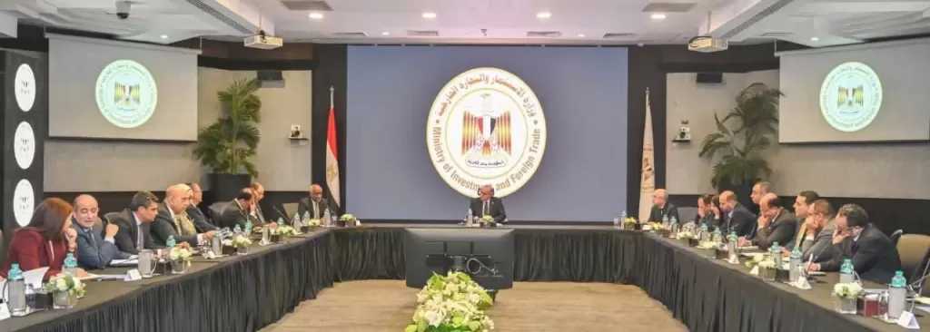ممثلو ”الخارجية” يستعرضون مجموعة من الفرص الاستثمارية في عدد من الدول الإفريقية