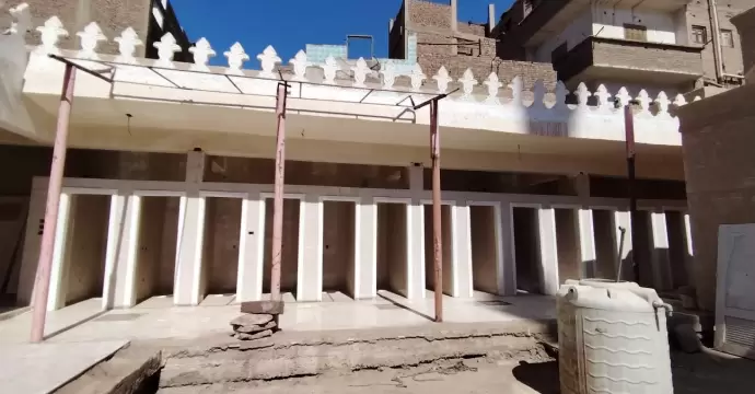 الأوقاف والآثار تتابعان ترميم مسجد سيدي جلال الدين بطهطا| صور