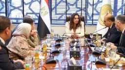 وزيرة التنمية المحلية والبيئة تبحث إنشاء مصنع لإنتاج الوقود الحيوي من مخلفات المجازر وزيوت الطعام