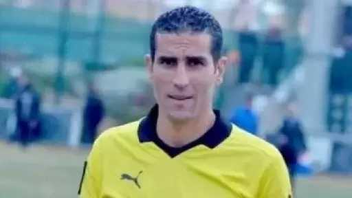 محمود ناجي حكما لمباراة الأهلي وسموحة بالدوري غدا