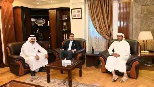 وزير الشباب والرياضة يلتقي رئيس الاتحاد المصري للهجن لبحث سبل دعم وتطوير اللعبة