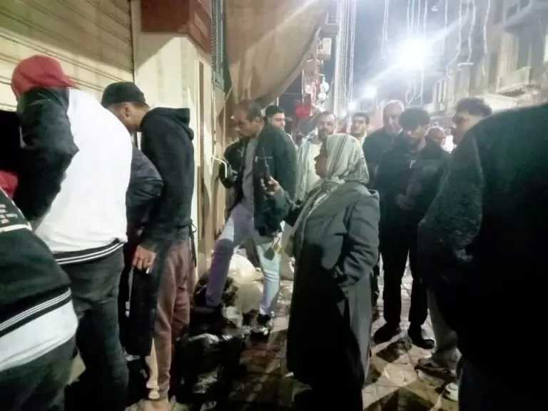 غلق وتشميع 7 منشآت ورفع 60 حالة إشغال خلال حملة وسط الإسكندرية