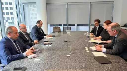 وزير الاستثمار يبحث مع قيادات ”فيزا” العالمية في واشنطن زيادة استثماراتهم في مصر