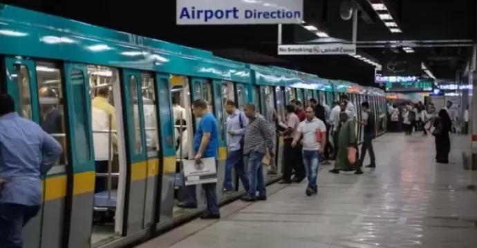 «المترو»: 250 جنيهًا غرامة للرجال حال ركوبهم عربات السيدات في غير الأوقات المُخصصة
