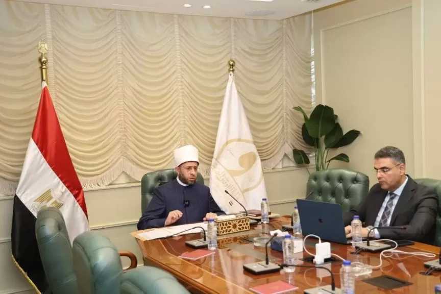 وزير الأوقاف يلقي محاضرة لكبار منسوبي اتحاد إذاعات وتلفزيونات منظمة دول التعاون الإسلامي