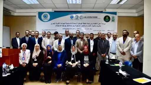 وزير البيئة: الأحداث في المنطقة تحتم مراجعة الخطة الوطنية لمواجهة التلوث بالبحر الأحمر