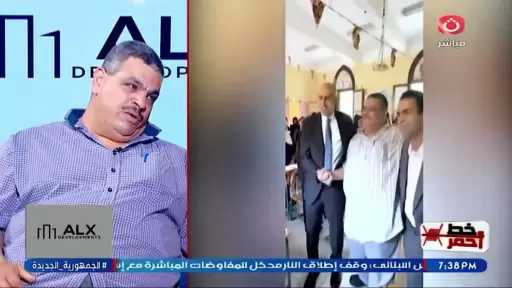 معلم من ذوي الهمم يبكي على الهواء: زوجتي شالتني واستحملت حرمانًا كبيرًا