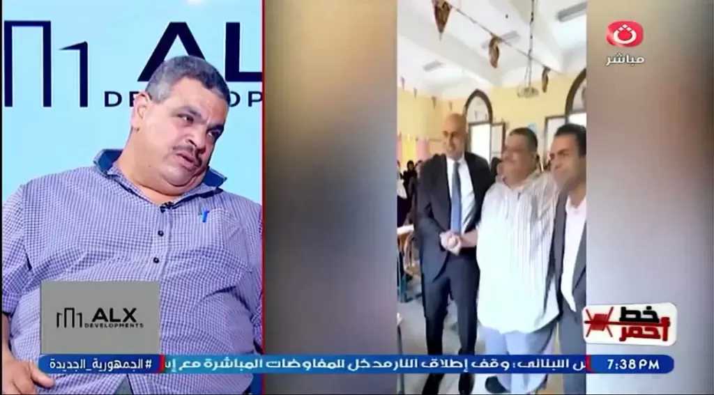 تفاصيل الزيارة المفاجئة| كيف فاجأ وزير التعليم مُعلمًا من ذوي الهمم داخل الفصل؟