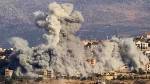 خالد عكاشة : ضغوط أمريكية أوقفت تصعيدًا واسعًا في لبنان .. وتحذيرات من تكرار سيناريو غزة