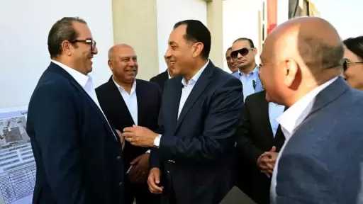 رئيس الوزراء: مشروع إنشاء 17 تجمعاً تنموياً حضرياً بمركزي رفح والشيخ زويد في شمال سيناء يخدم نحو 12 ألف نسمة